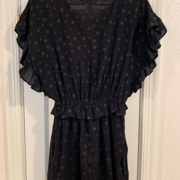 Black romper, flutter sleeve, Sz 4, EUC - Picture 3 of 3